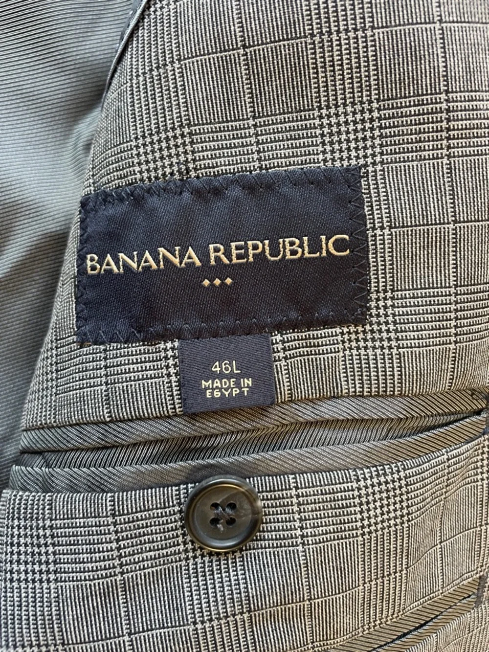 Banana Republic Gray Plaid‎ Tailored Fit Men's Suit - Two-Piece